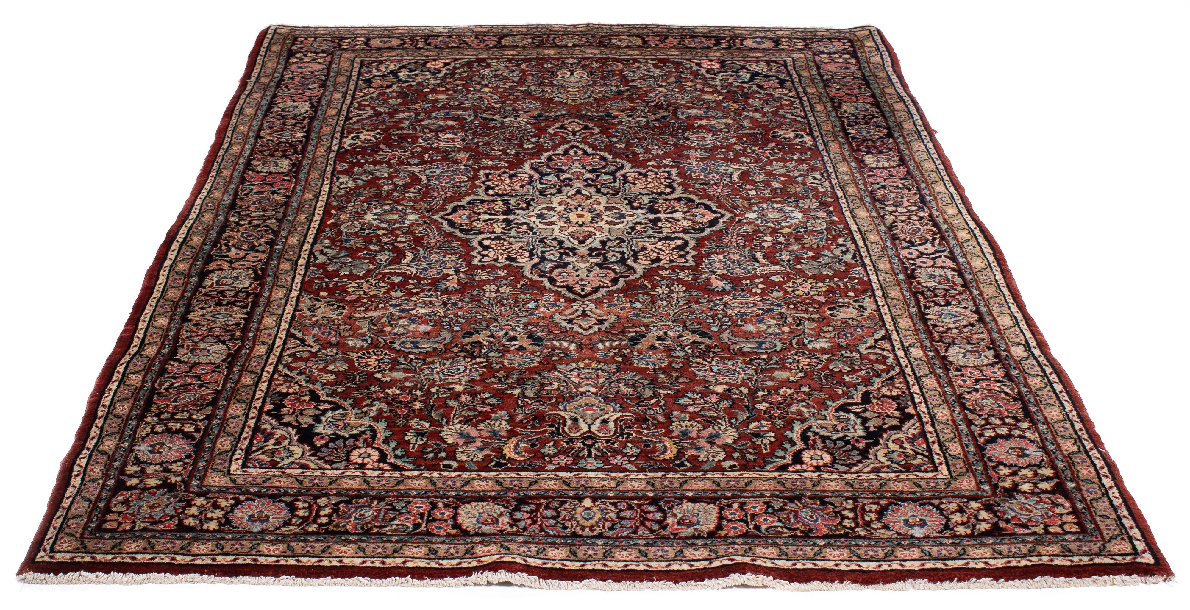 Antique Persian Kazvin Sarouk Rug <br> 4'3 x 6'7
