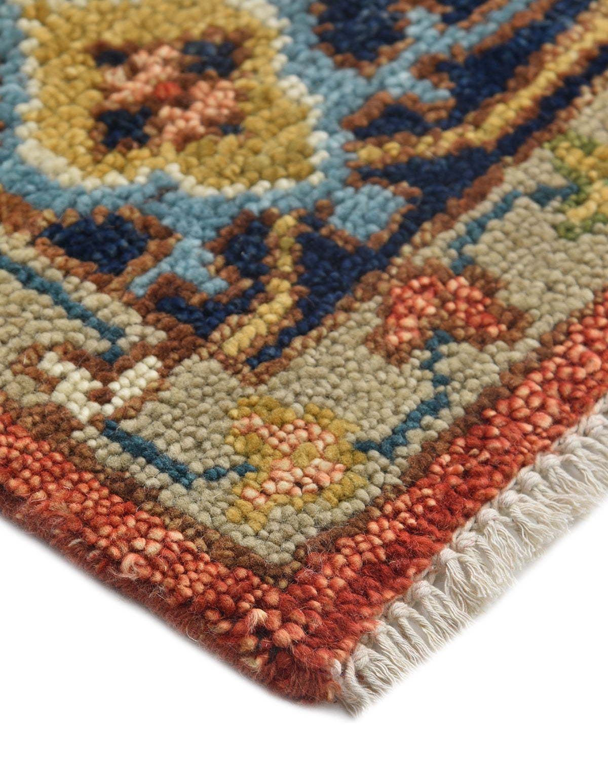 Miranda Hand Knotted Traditional Area Rug